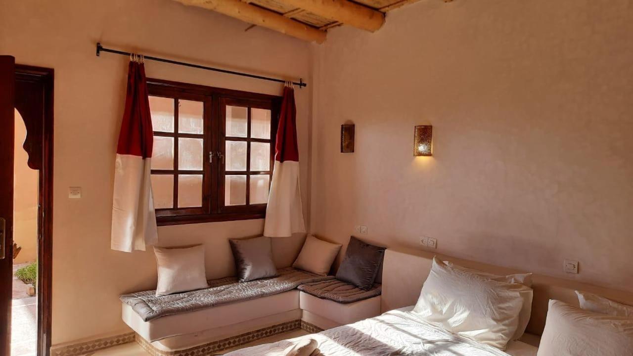 Готель Kasbah Tissint Екстер'єр фото